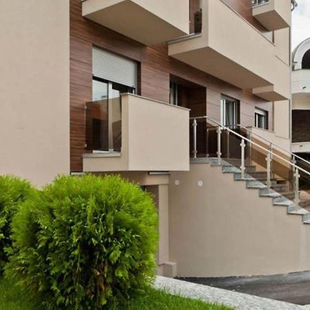 Lazic Apartment Belgrado Exterior foto
