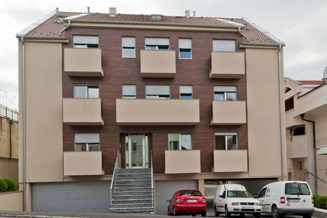 Lazic Apartment Belgrado Exterior foto